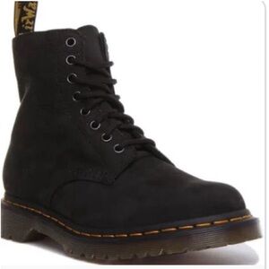 Men’s 1469 Pascal Black Dr. Martens - air wait black - excellent condition